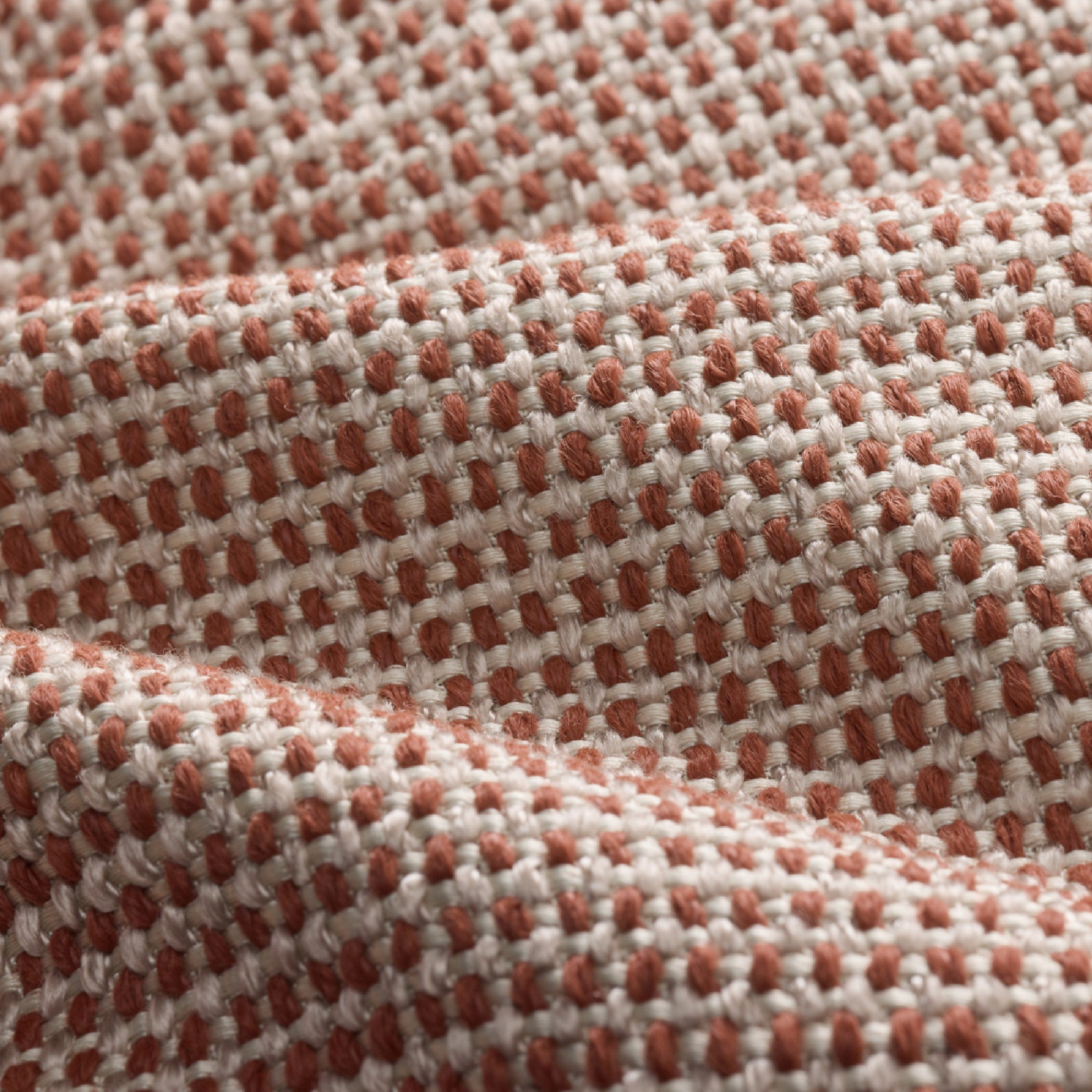 537709