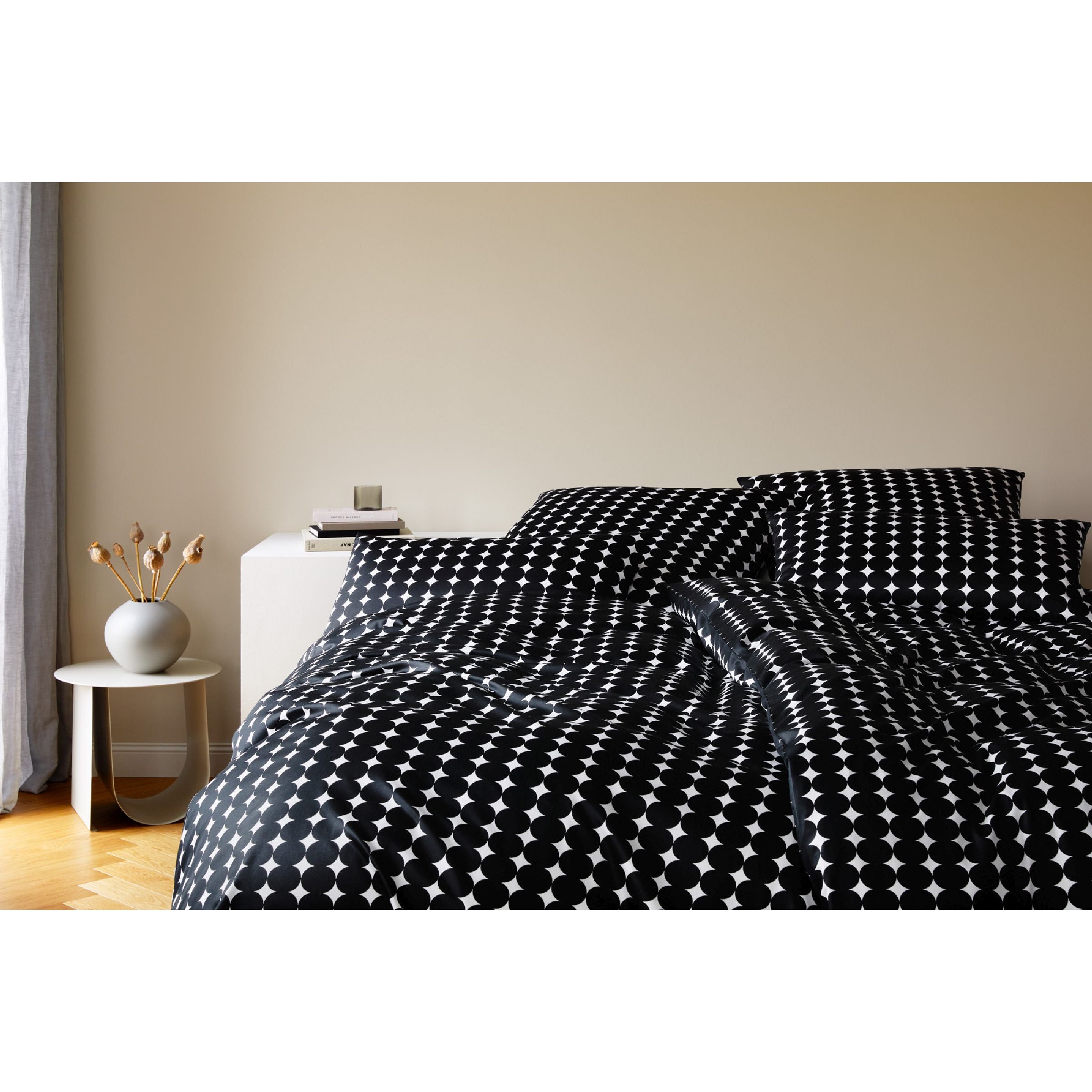 538106