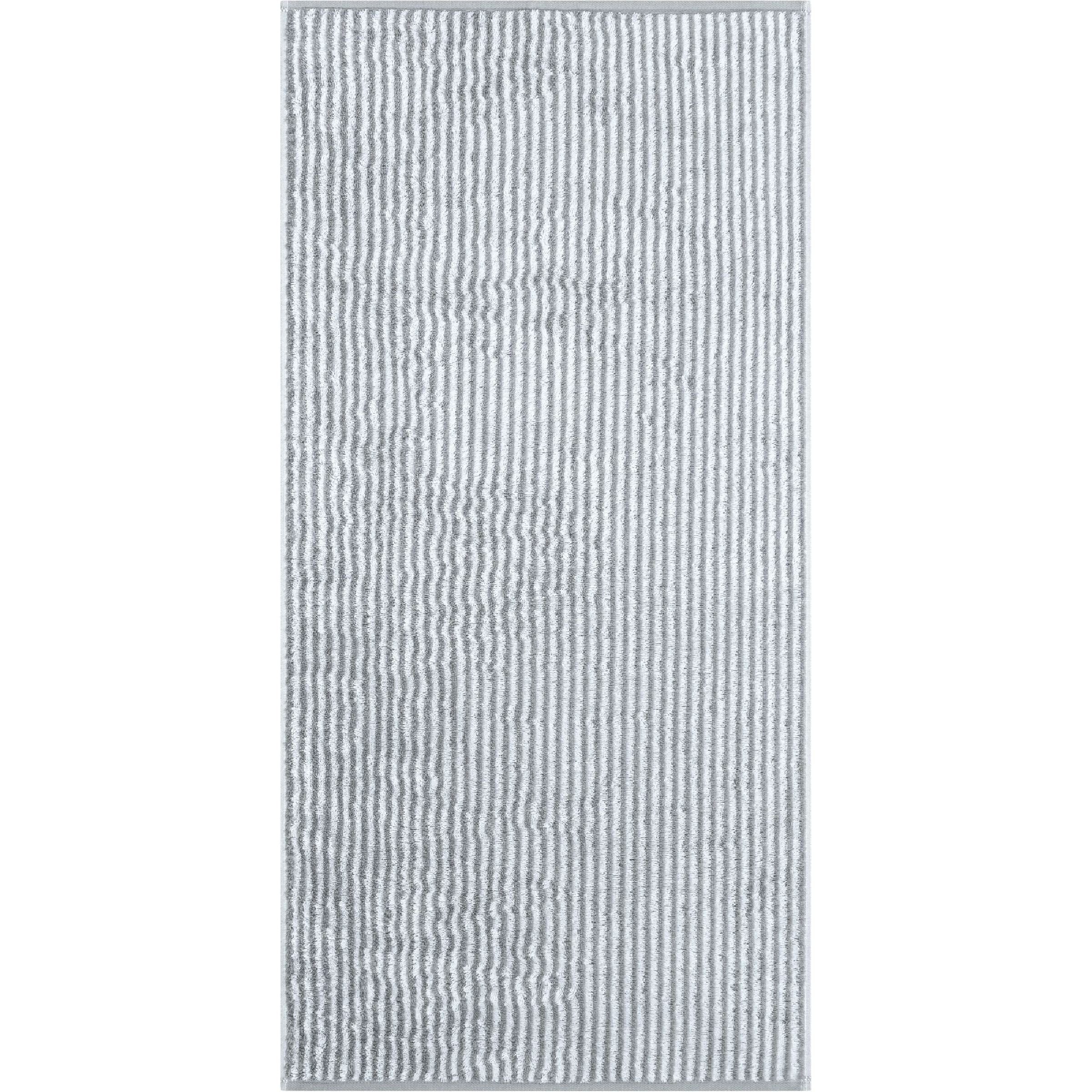 533037