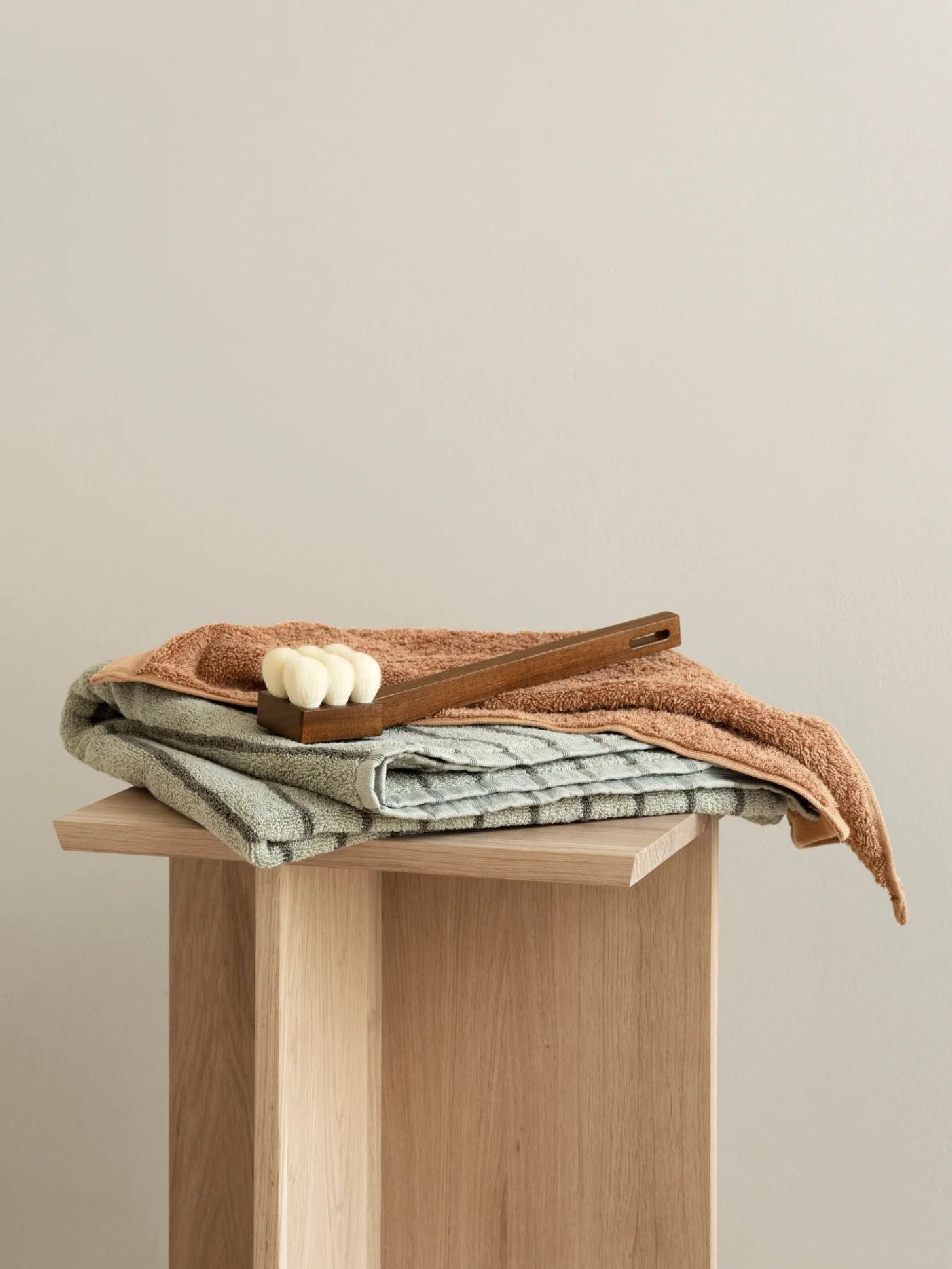 blomus ENGAWA Hocker