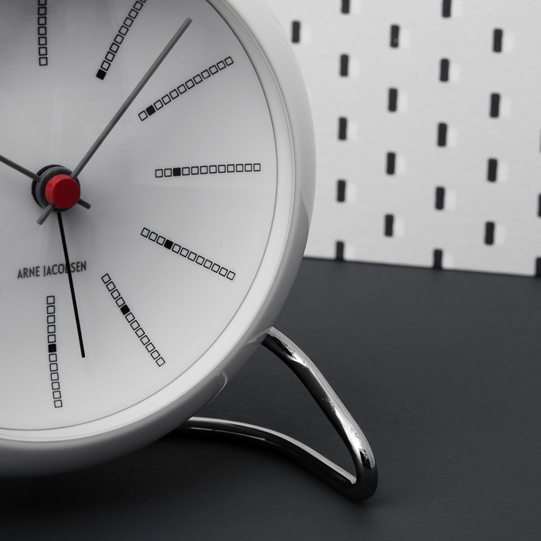 ARNE JACOBSEN Horloge de table de gare