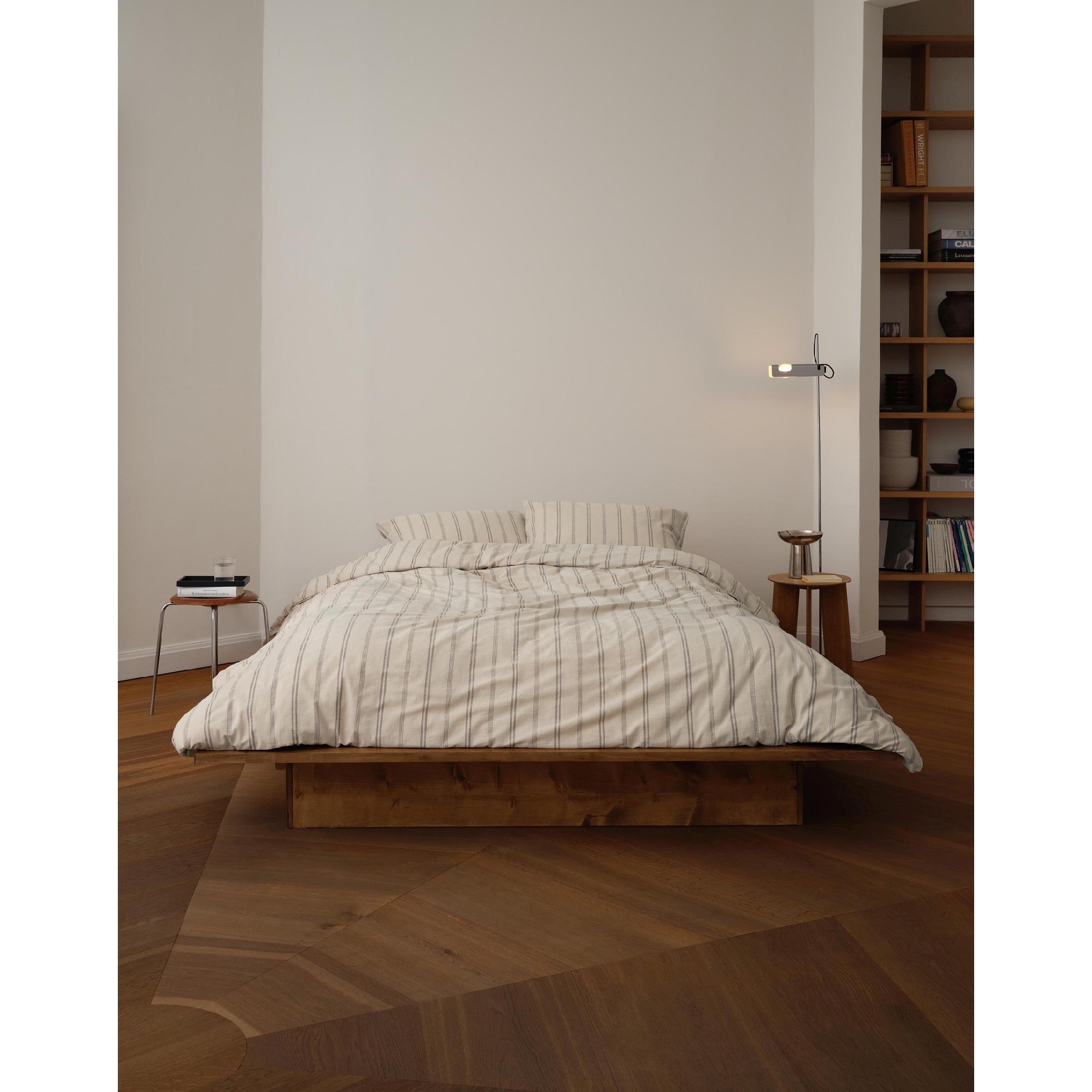 537975